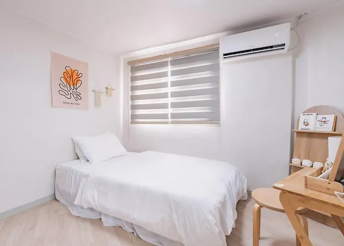 Namsan Tower View - Duplex, 3rooms 2toilets * Seul