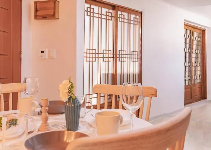 Namsan Tower View - Duplex, 3rooms 2toilets * Seul